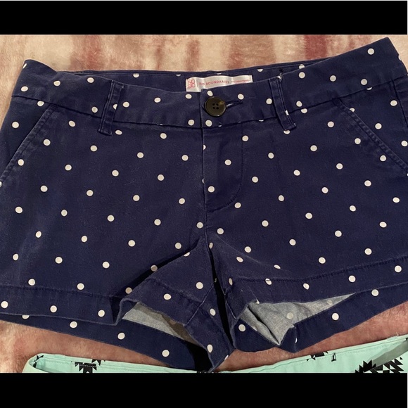 No Boundaries Patterned Shorts - Picture 4 of 5